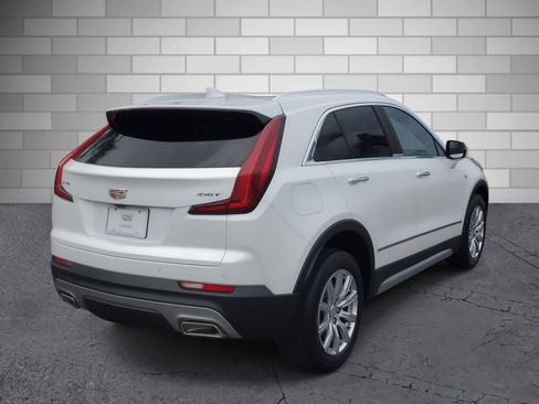 Certified 2023 Cadillac XT4 Premium Luxury image 5