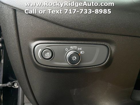 Used 2022 Chevrolet Equinox RS w/ LPO, Floor Liner Package AWD/4WD image 21