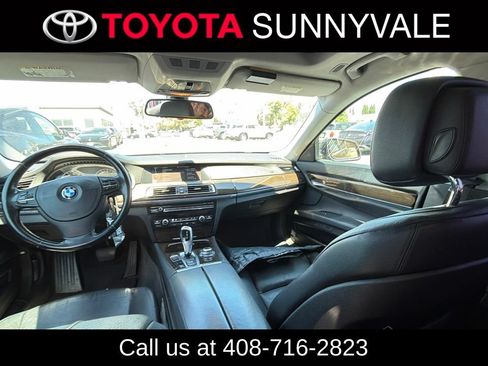 Used 2011 BMW 740i RWD image 5