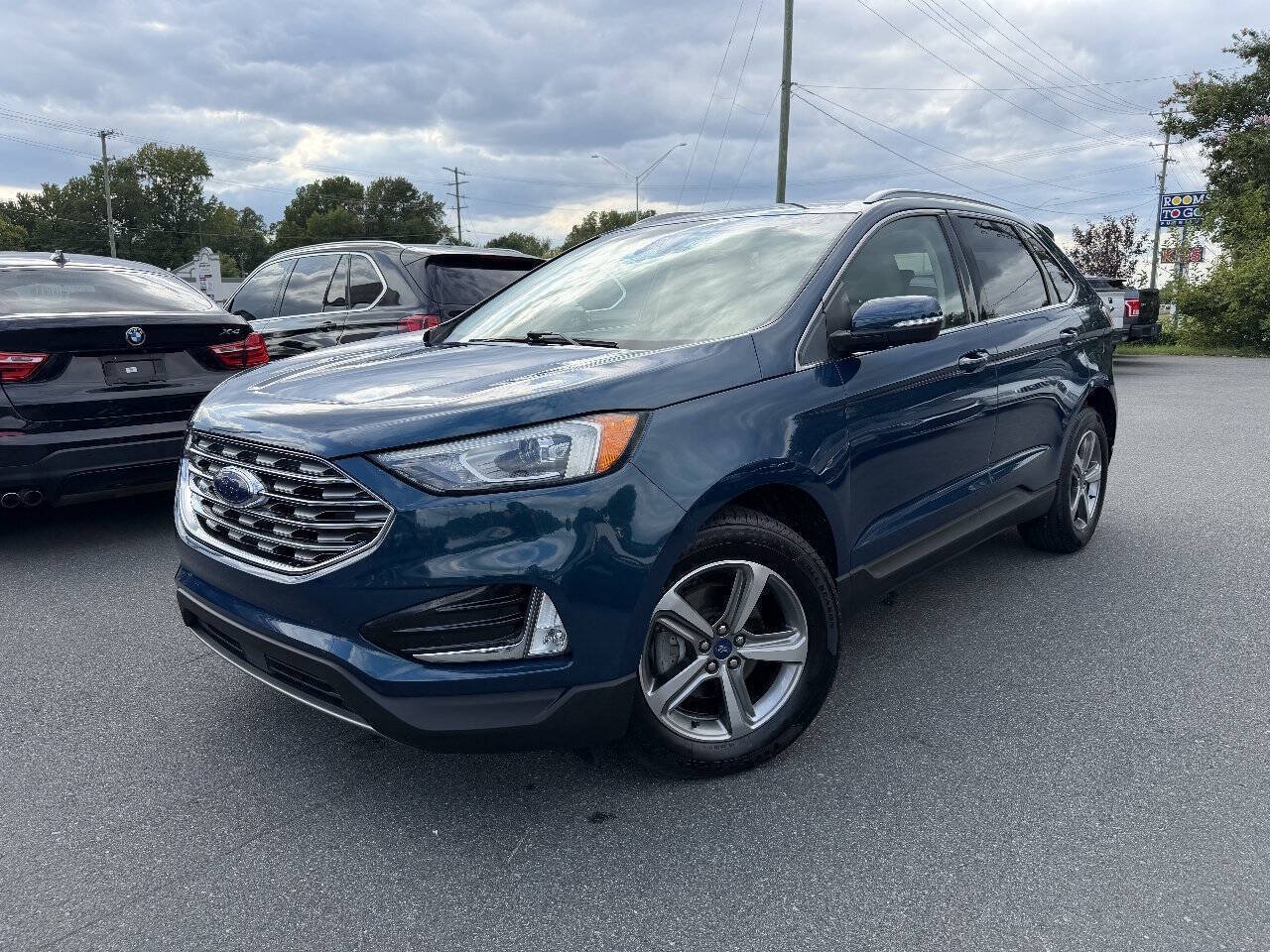 Used 2020 Ford Edge SEL w/ Convenience Package FWD image 1