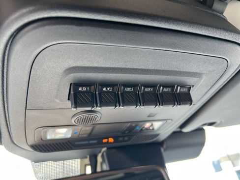 Certified 2025 Ford Bronco Badlands image 25