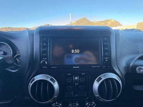 Used 2017 Jeep Wrangler Unlimited Sahara w/ Max Tow Package image 4