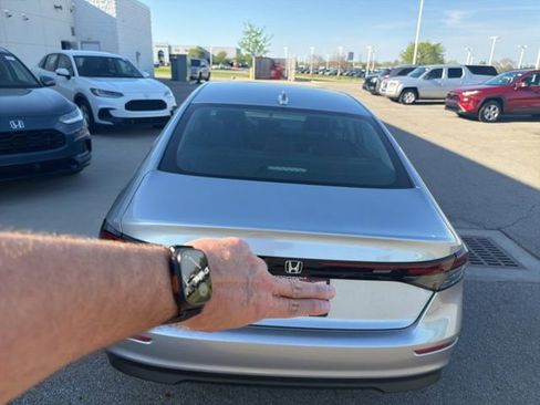 Used 2024 Honda Accord EX image 5