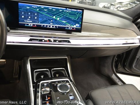 Used 2023 BMW 760i xDrive w/ Luxury Rear Seating Package AWD/4WD image 31
