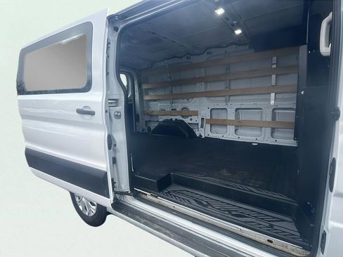 Used 2024 Ford Transit 250 Low Roof w/ Exterior Upgrade Package image 18