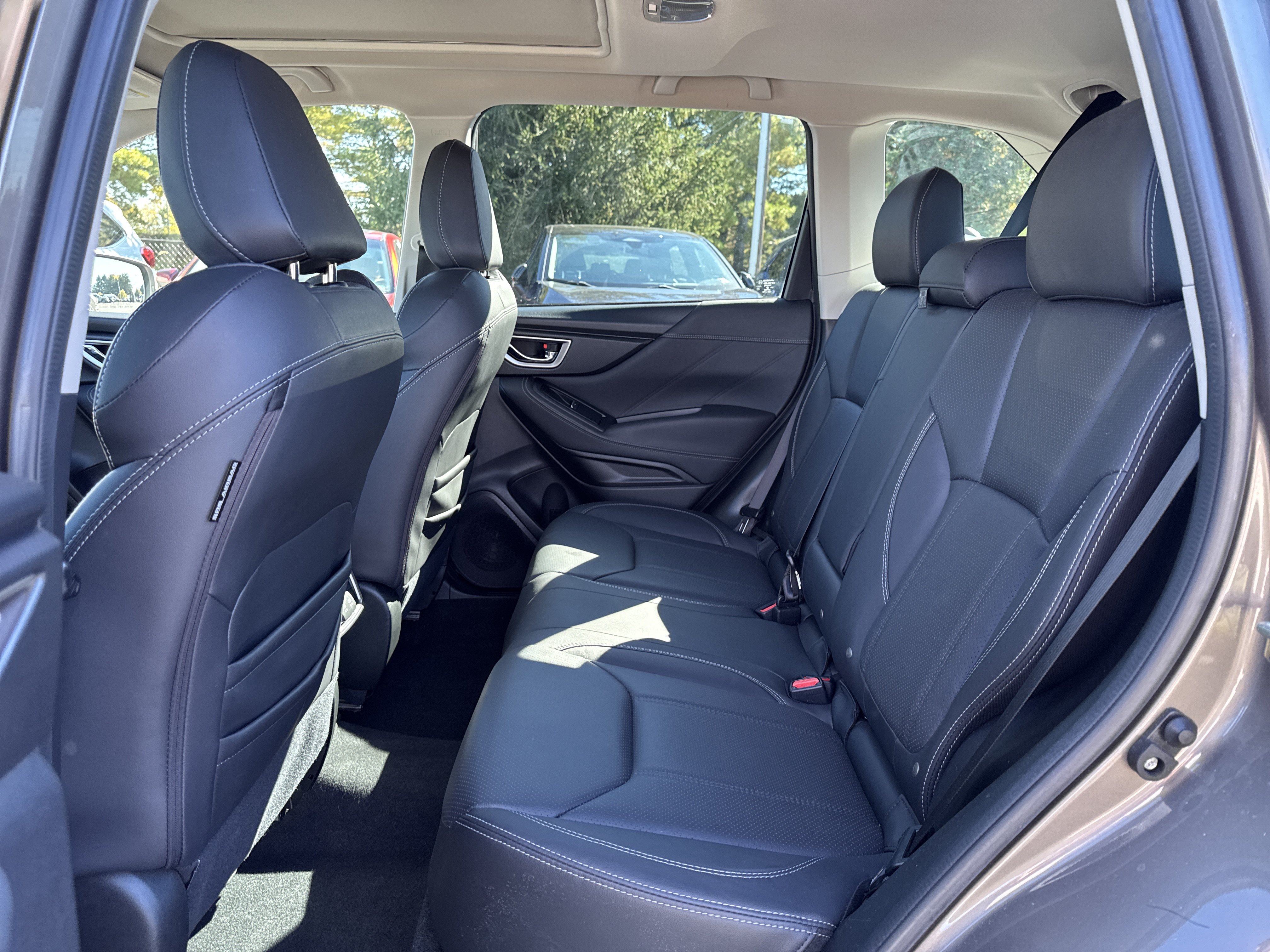 Used 2020 Subaru Forester Limited w/ Popular Package #3 AWD/4WD image 17