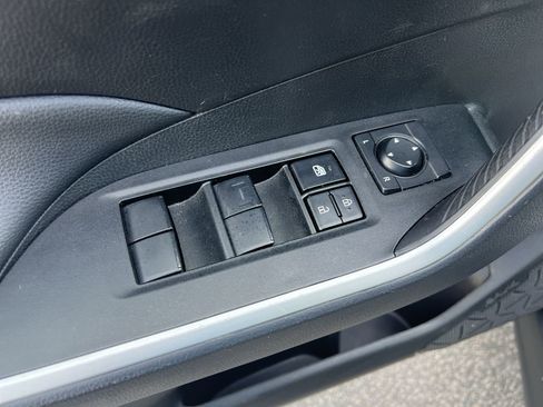 Used 2025 Toyota RAV4 LE image 15