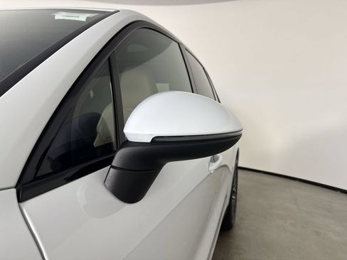 Certified 2021 Porsche Cayenne E-Hybrid AWD/4WD image 12