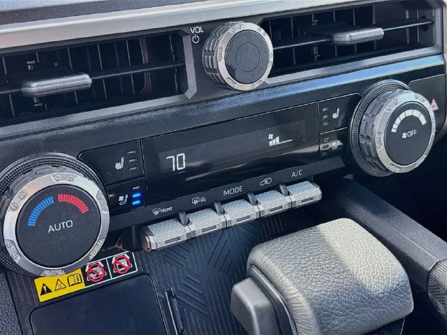 Used 2026 Toyota 4Runner TRD Off-Road Premium AWD/4WD image 15
