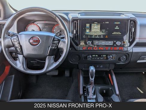 Used 2025 Nissan Frontier Pro-X RWD image 13