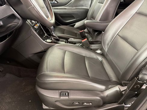 Used 2017 Buick Encore Essence w/ Experience Buick Package AWD/4WD image 12