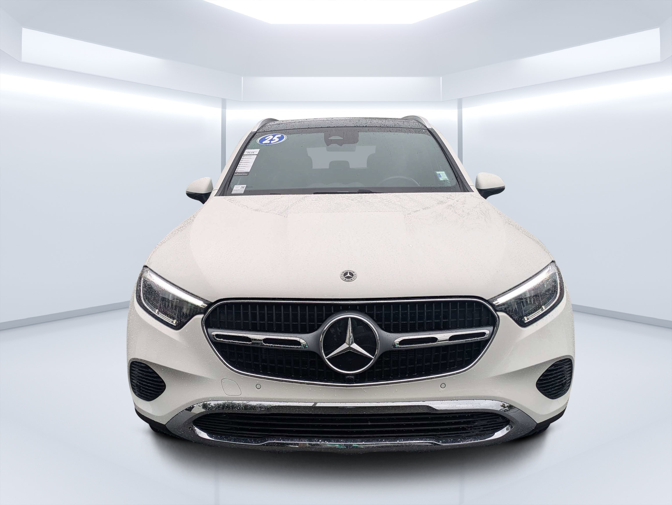 Certified 2025 Mercedes-Benz GLC 300 image 8