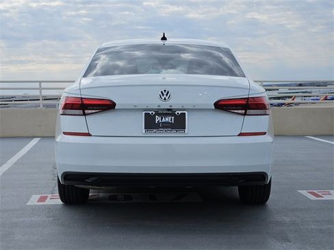 Used 2020 Volkswagen Passat 2.0T SE image 6