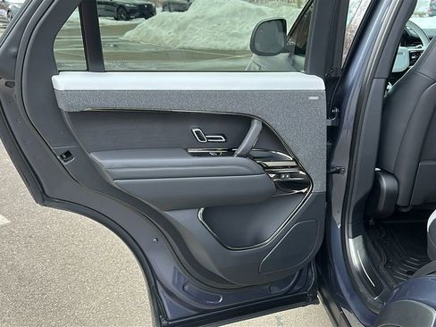Used 2025 Land Rover Range Rover Sport Dynamic SE image 20
