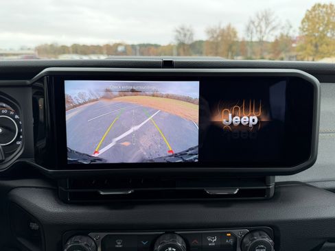 New 2026 Jeep Wrangler Unlimited Sport image 22