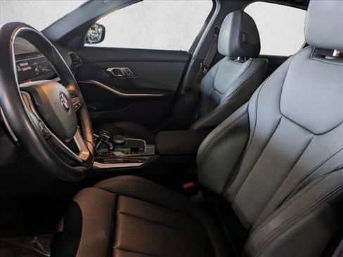 Used 2020 BMW 330i Sedan w/ Driving Assistance Package image 19