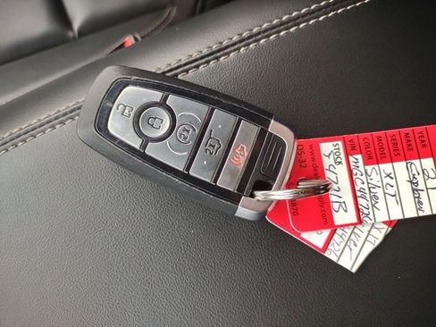 Used 2021 Ford Explorer XLT w/ Equipment Group 202A image 34