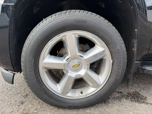 Used 2011 Chevrolet Suburban LTZ AWD/4WD image 21