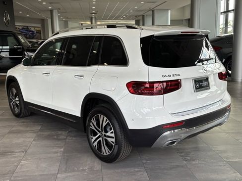 Certified 2025 Mercedes-Benz GLB 250 image 6