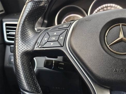 Used 2016 Mercedes-Benz E 400 Coupe w/ Premium 1 Package image 33