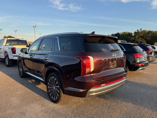 Used 2024 Hyundai Palisade Calligraphy AWD/4WD image 2