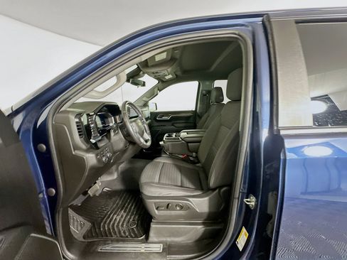 Used 2022 Chevrolet Silverado 1500 LT image 13
