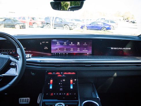 Used 2026 Cadillac Escalade V image 33