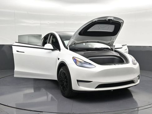 Used 2021 Tesla Model Y Performance AWD/4WD image 31