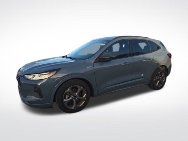 Used 2023 Ford Escape ST-Line w/ Tech Pack #1 FWD image 5