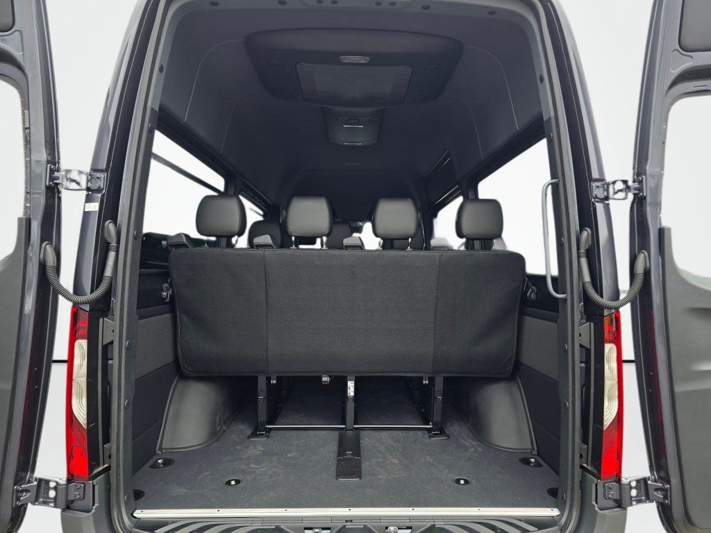 New 2026 Mercedes-Benz Sprinter 2500 image 17