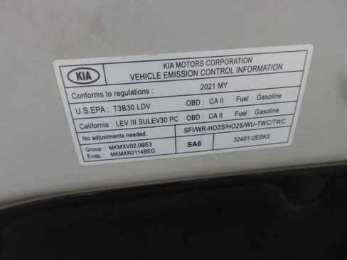 Used 2021 Kia Soul LX image 15