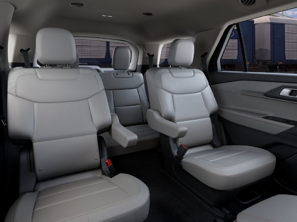 New 2027 Ford Explorer Active RWD image 12