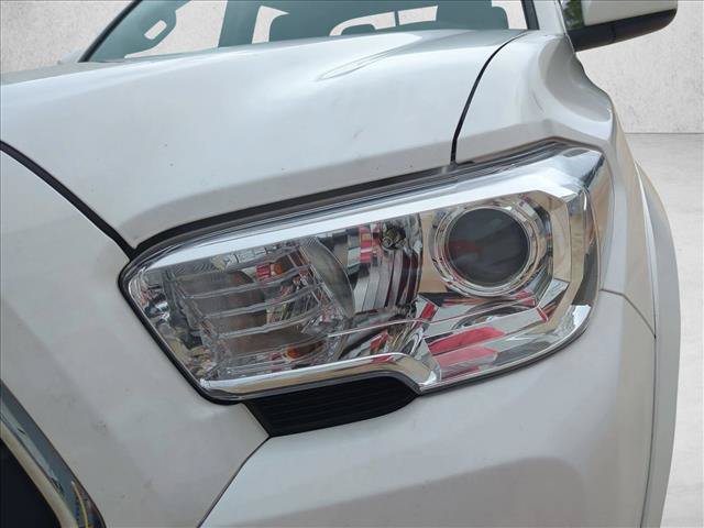 Certified 2023 Toyota Tacoma SR5 RWD image 9