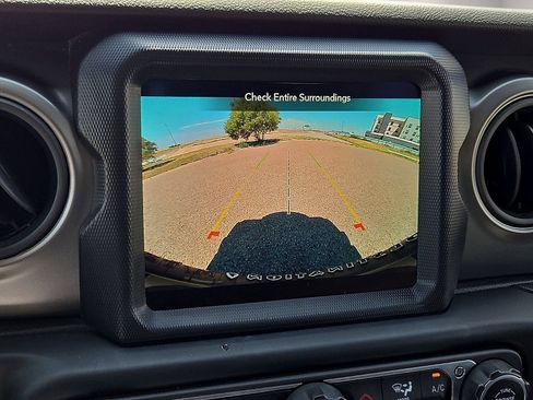 Used 2023 Jeep Wrangler Unlimited w/ 8.4" Radio Group AWD/4WD image 25