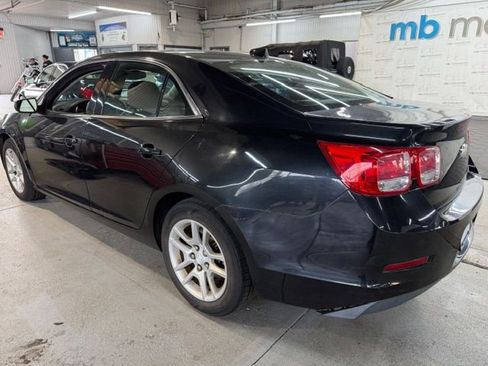Used 2013 Chevrolet Malibu Eco w/ Power Convenience Package FWD image 2