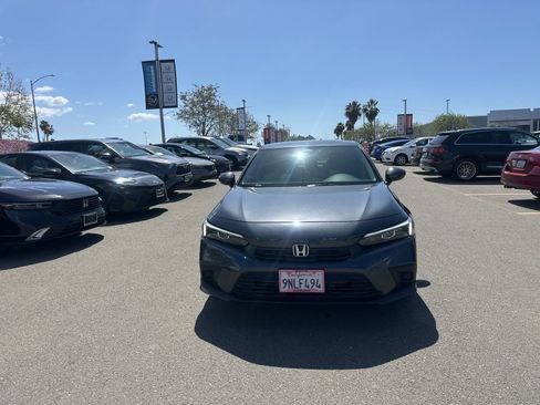 Used 2024 Honda Civic LX image 1