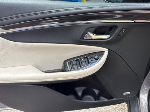 Used 2019 Chevrolet Impala Premier FWD image 8
