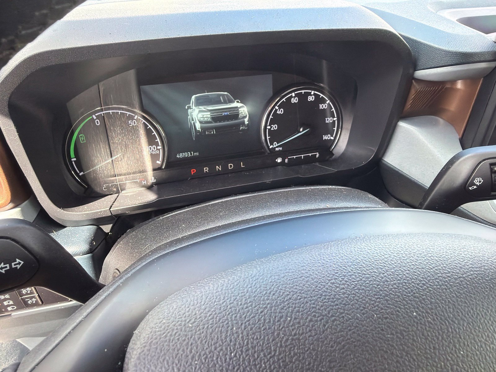 Used 2023 Ford Maverick Lariat FWD image 9