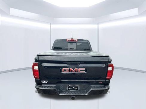 Used 2023 GMC Canyon AT4 w/ Canyon Safety Plus Package AWD/4WD image 10