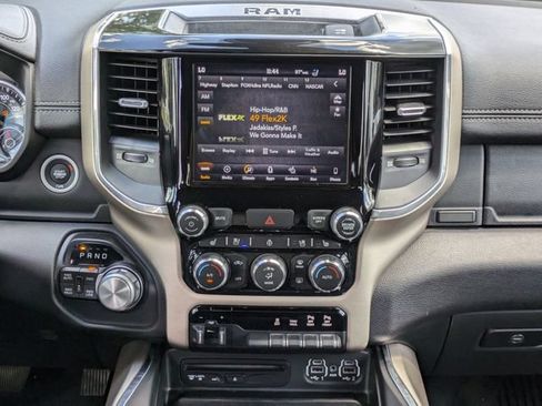 Used 2019 RAM 1500 Laramie w/ Sport Appearance Package AWD/4WD image 16