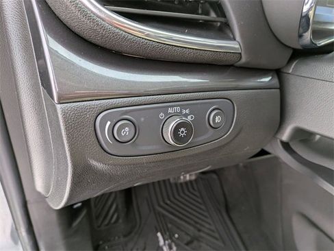 Used 2020 Buick Encore Essence w/ Experience Buick Package image 16