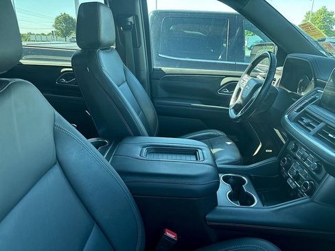 Used 2021 Chevrolet Suburban LT w/ Luxury Package AWD/4WD image 10