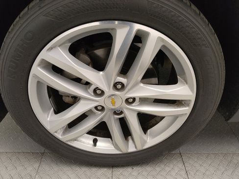 Used 2019 Chevrolet Equinox Premier image 31