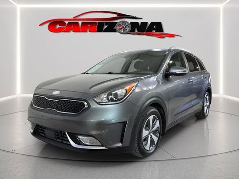 Used 2017 Kia Niro EX FWD image 12