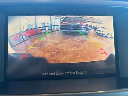 Used 2012 Nissan Armada Platinum image 17