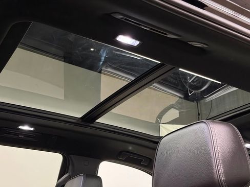 Certified 2024 GMC Yukon Denali image 25