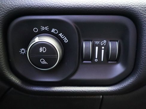 Used 2019 RAM 2500 Big Horn w/ Towing Technology Group image 28