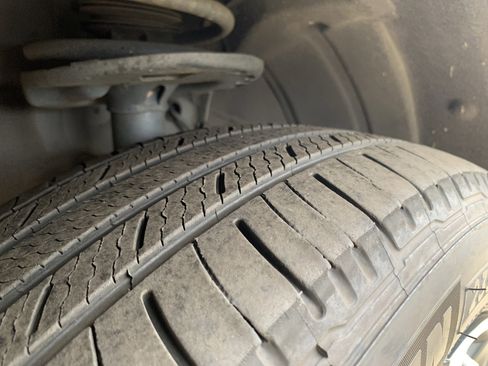 Certified 2022 Lexus RX 450h AWD w/ Premium Package image 12