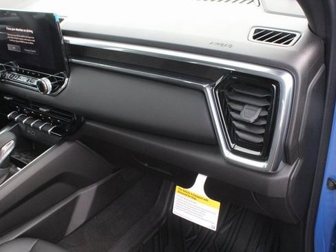 New 2026 GMC Canyon Elevation w/ Convenience Package image 26