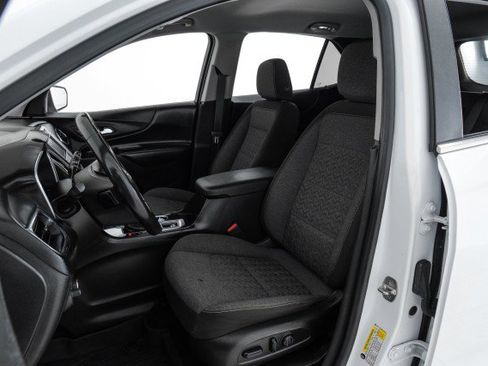 Used 2022 Chevrolet Equinox LT w/ Driver Convenience Package image 27